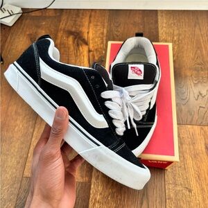 Vans Knu Skool - size 11